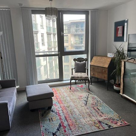 City Centre 1 Bed Apartment With Free On Site Parking With Cctv By Lets Relocations 버밍엄 외부 사진