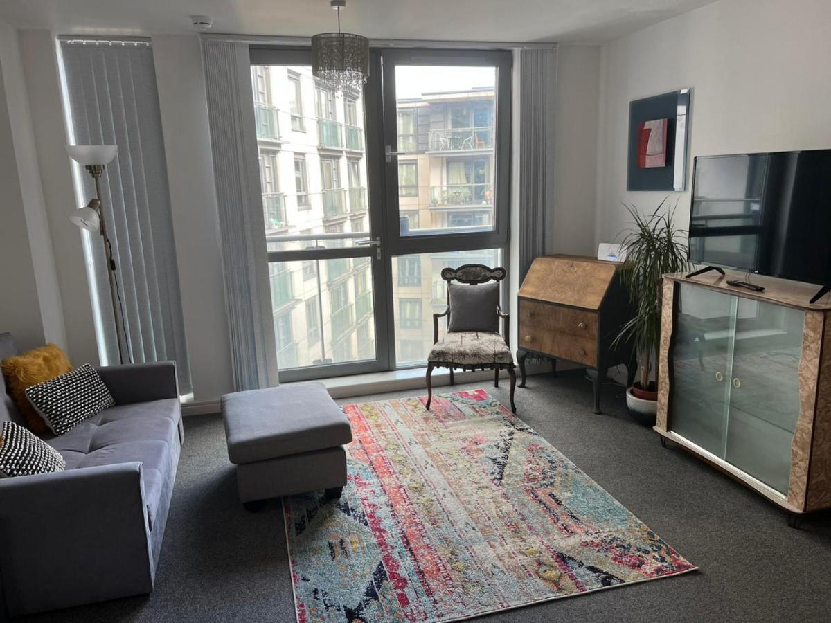 City Centre 1 Bed Apartment With Free On Site Parking With Cctv By Lets Relocations 버밍엄 외부 사진